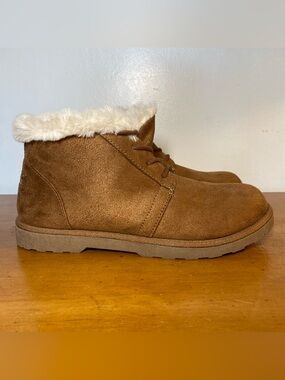 Makalu Women’s Size 8.5 California Boots Faux Fur Brown Tan Flat Lace Up